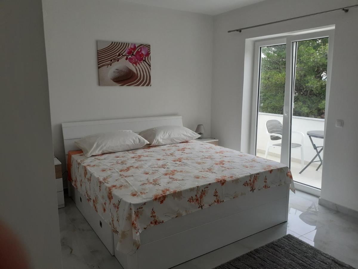 Apartmani Miletic Jelsa  Ngoại thất bức ảnh