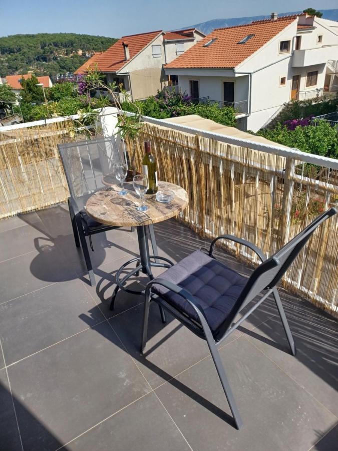 Apartmani Miletic Jelsa  Ngoại thất bức ảnh