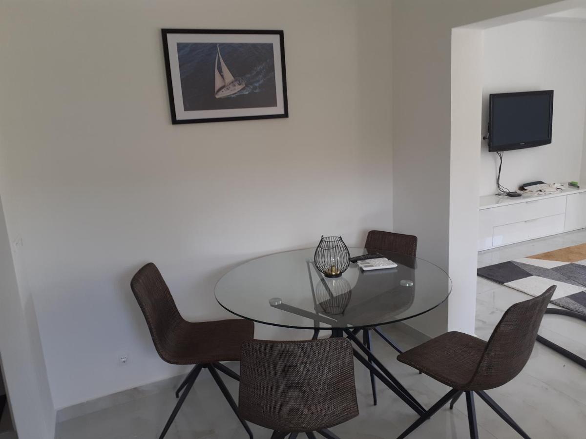 Apartmani Miletic Jelsa  Ngoại thất bức ảnh