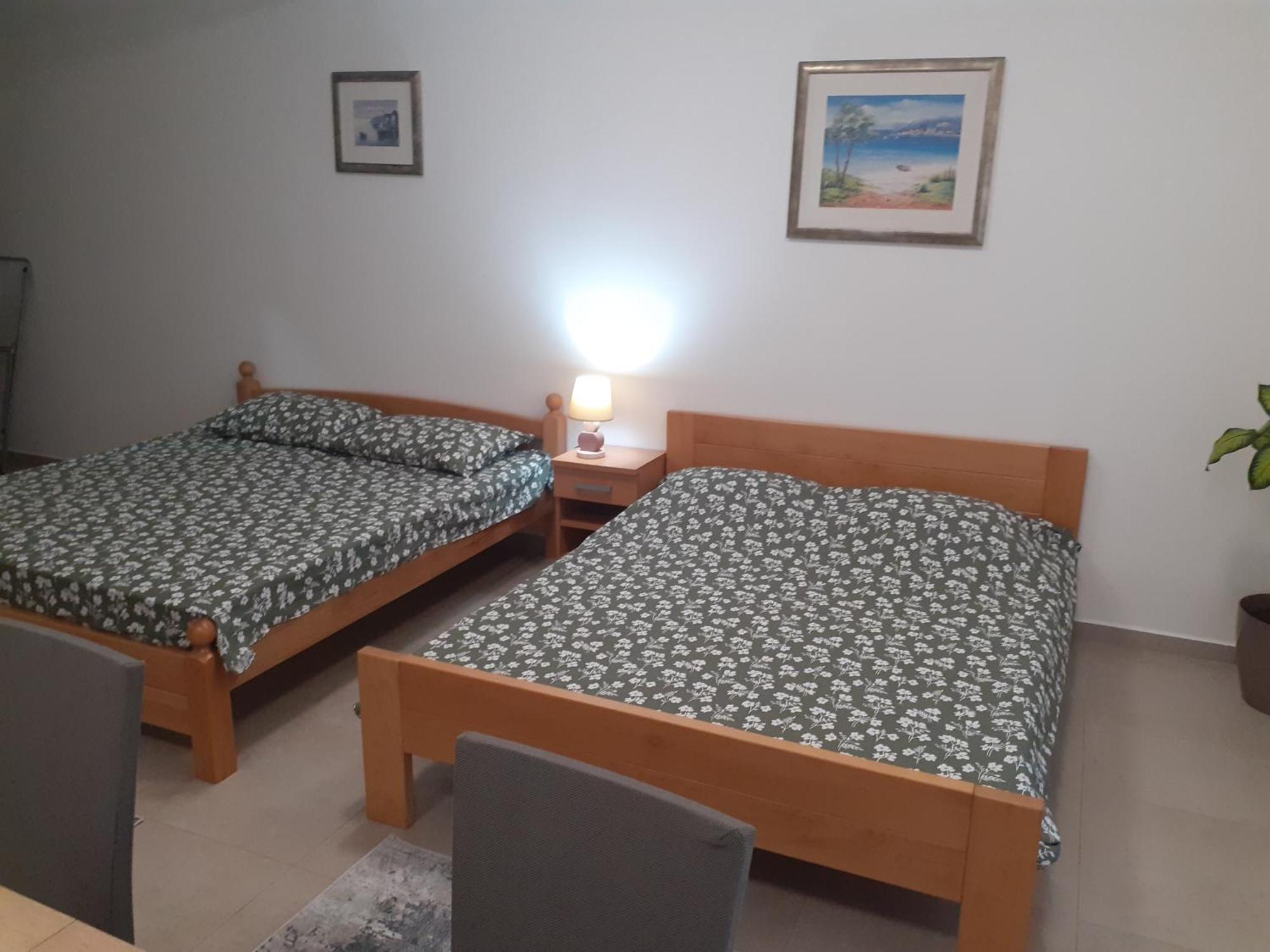 Apartmani Miletic Jelsa  Ngoại thất bức ảnh