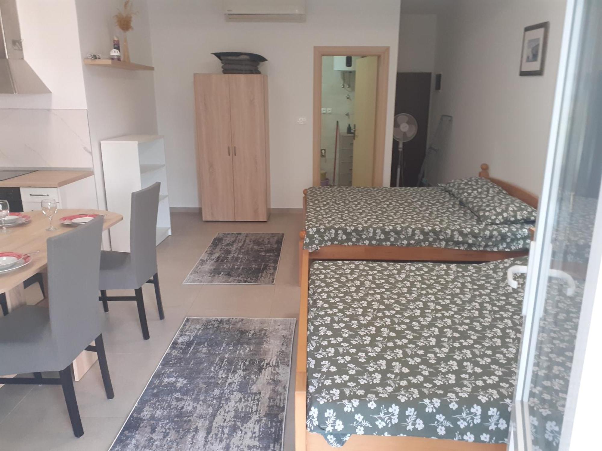 Apartmani Miletic Jelsa  Ngoại thất bức ảnh
